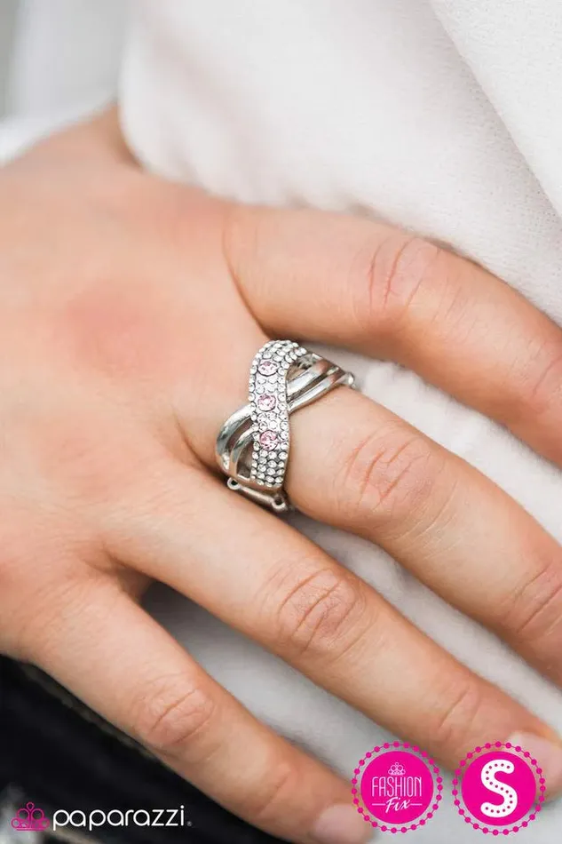 Paparazzi Jewelry Rings Paparazzi Ring The GLITTER Brick Road Pink
