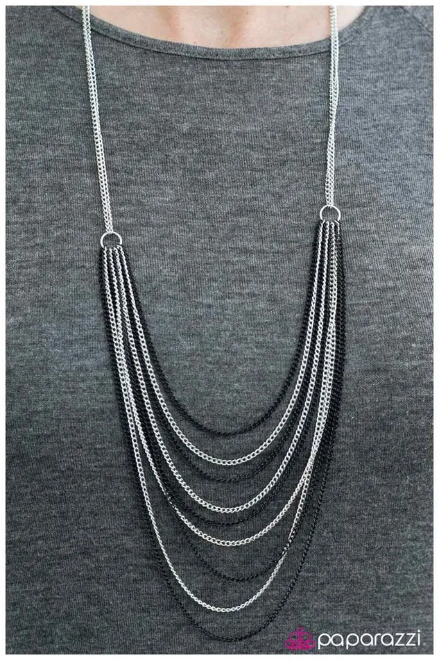 Paparazzi Necklace Feeling Haute Haute Haute Silver Paparazzi Jewelry Necklaces