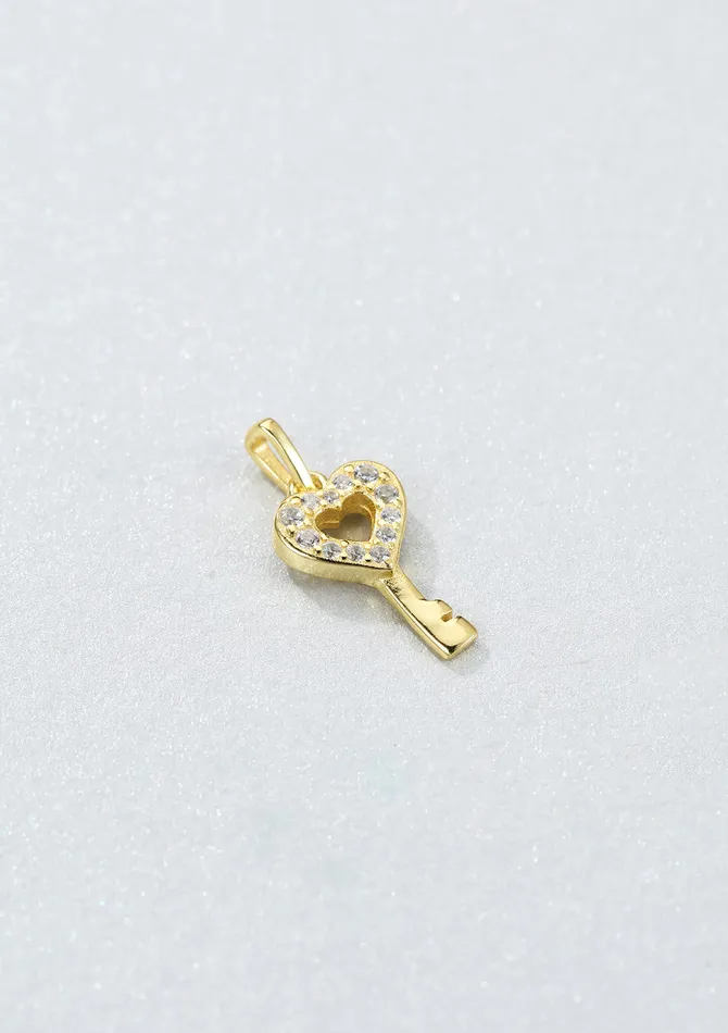 Necklaces Hey Happiness Bond Pendant for Loved Connected in Gold