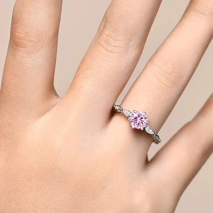Rings Luxus Moissanite Silver or Gold 10ct Pink Moissanite Ring with Side Accent Stones