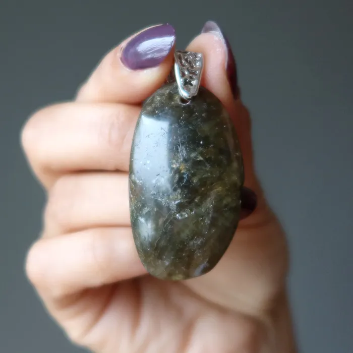 Necklaces Satin Crystals Labradorite Pendant Down to Earth Moon Magic Silver