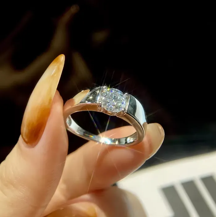 VVS Jewelry Rings Minimalist 1CT 925 Sterling Silver Moissanite Ring