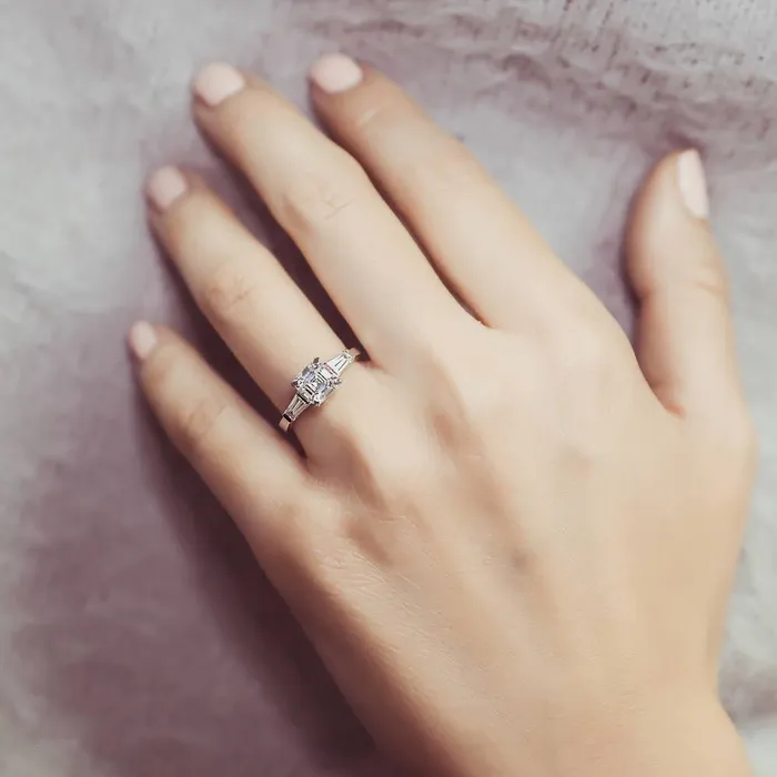 BERRICLE Infinity Solitaire 12ct CZ Ring Set in Sterling Silver Rings