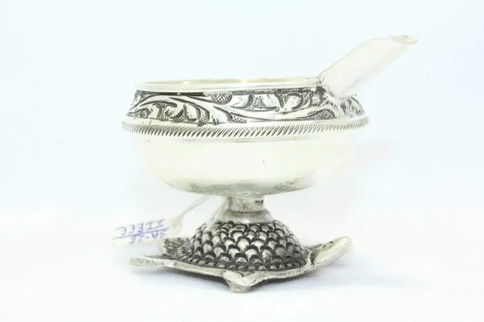 Dropshipped via Social Commerce Network Rings PH Artistic Traditional Handmade 925 Hallmarked Sterling Silver Ashtray Tortoise Stand