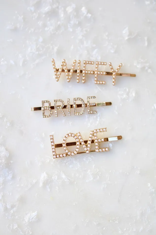 Earrings UntamedPetals Love Pearl Bobby