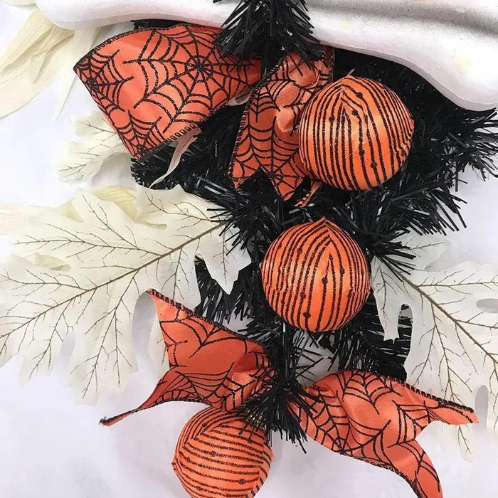 LOOM TREE Halloween Decorative Skeleton Wreath Door Decoration with Pumpkin Type 2 Dropshipped via Social Commerce Network Necklaces