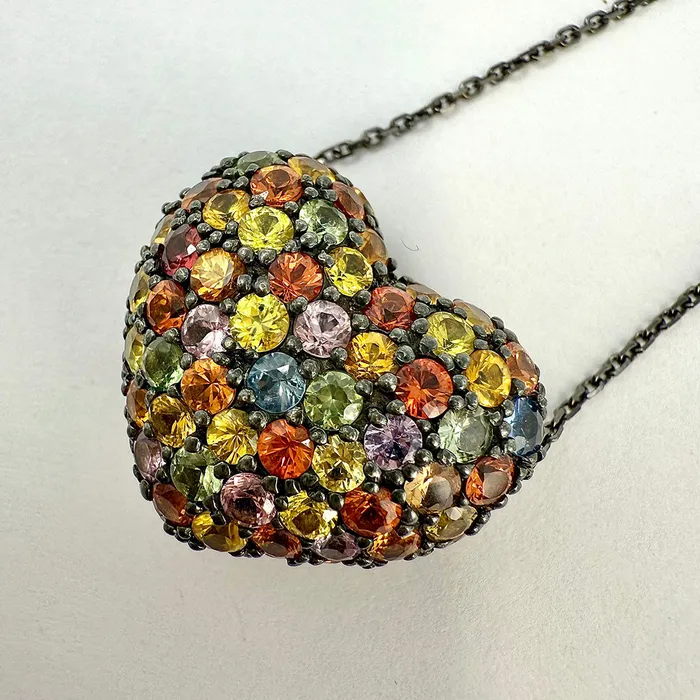Necklaces 18K Dark Gold Heart Pendant Necklace with Multicolored Sapphires Jewelry