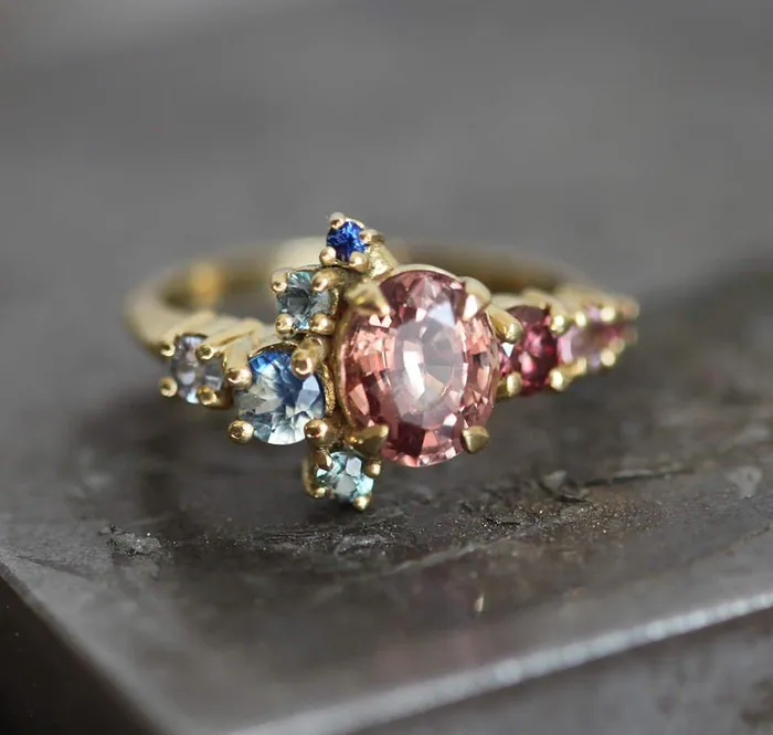 Rings Capucinne Brenda Peach Sapphire Cluster Ring