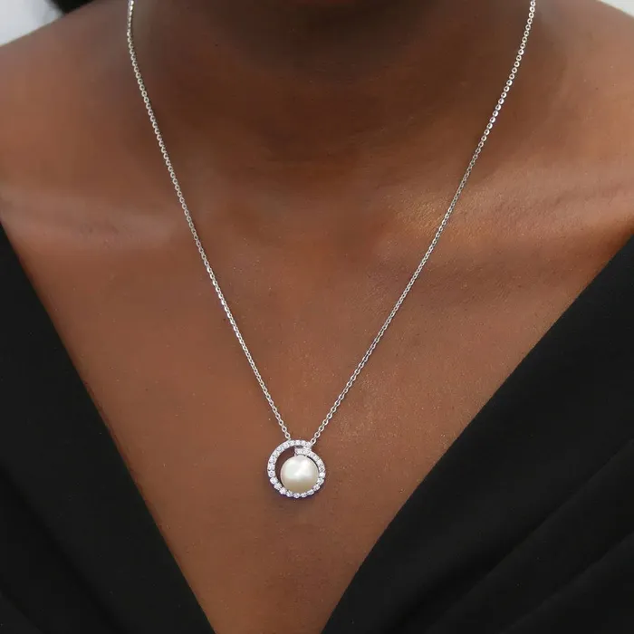 Solitaire Button Cultured Pearl Necklace in Sterling Silver BERRICLE Necklaces
