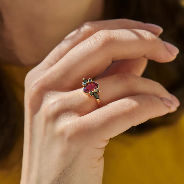 ARTEMER Rings Flowers of Evil Red Garnet Black Diamond Engagement Ring