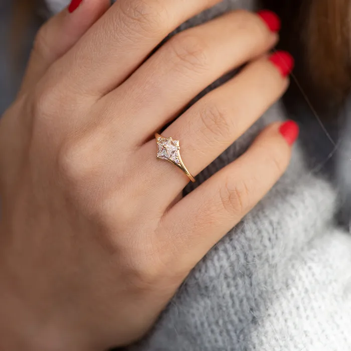 ARTEMER Rings Star Engagement Ring with Five Triangle Cut Diamonds