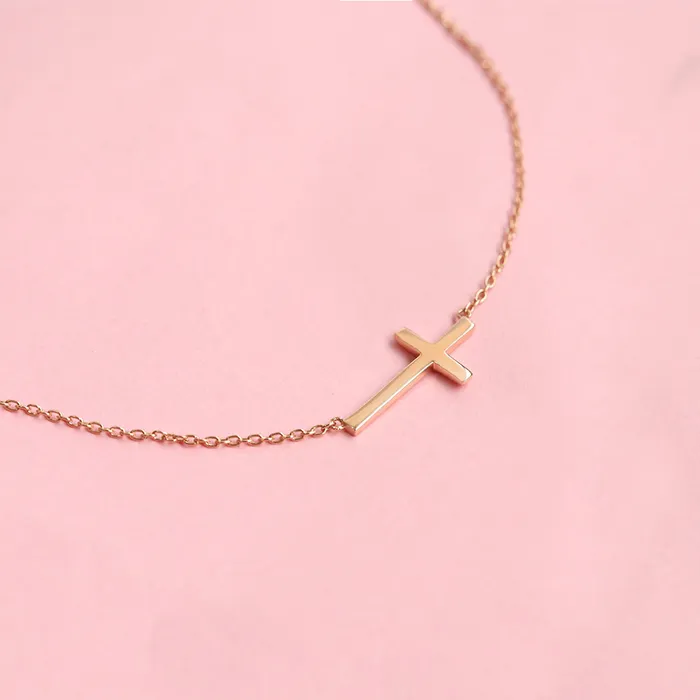 Horizontal Cross Necklace LOULOUROSE Necklaces