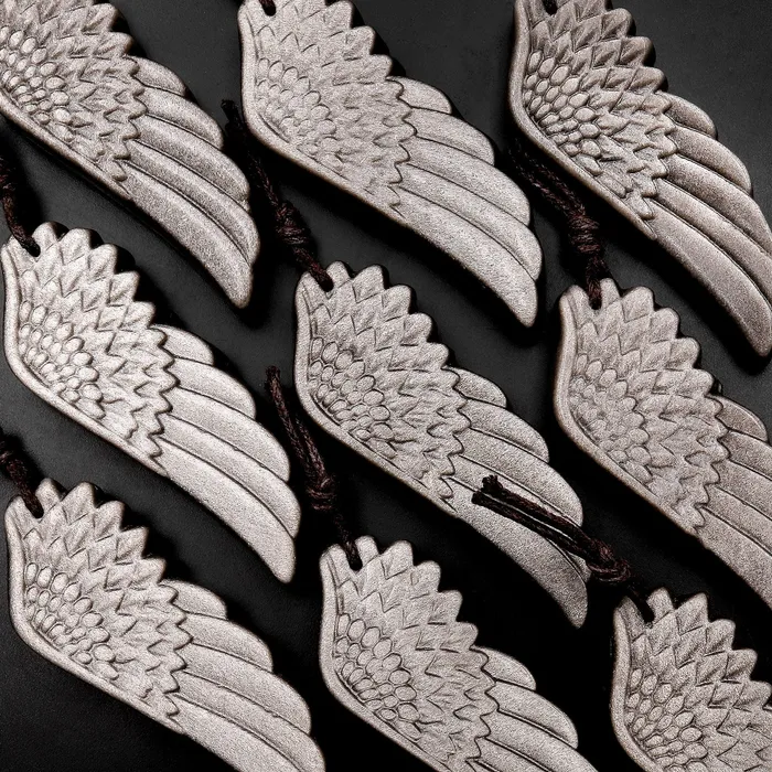 Intrinsic Trading Necklaces AAA Hand Carved Natural Silver Obsidian Angel Wing Pendant Gemstone Focal Bead
