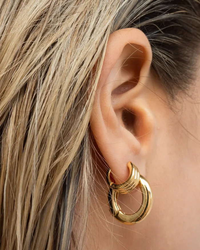 Luv Aj Carmella Huggies 20mm Gold PreStyled Sets