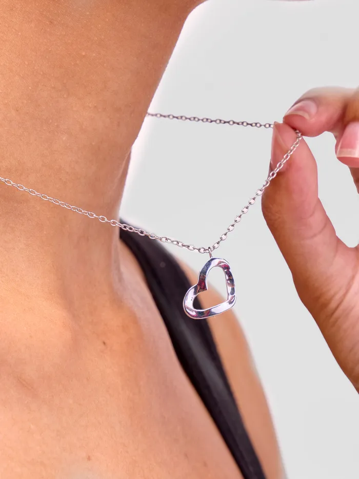 Necklaces SOKO Kiota Delicate Pendant Necklace
