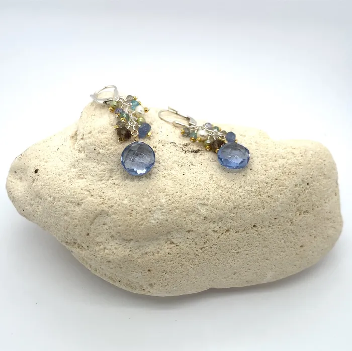 Q Evon Earrings Gemstone Dangle Earrings with Iolite or Green Amethyst