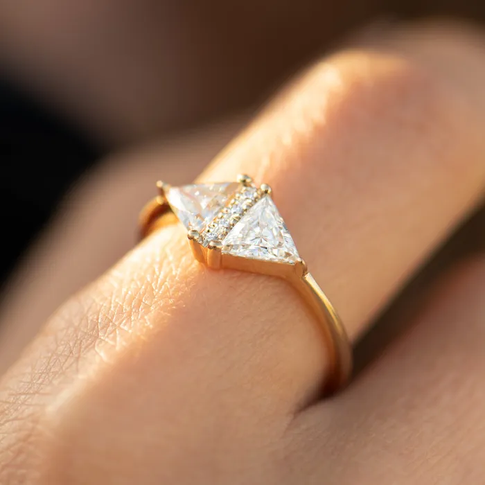 Rings Triangle Cut Diamond Ring One Carat ARTEMER